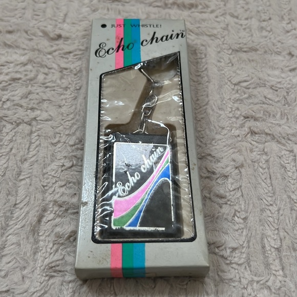 Rare Vintage Echo Chain Whistle Key Finder Key Tracer in original packaging - Picture 11 of 16
